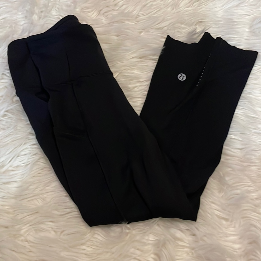 Lululemon black 22 inch wonder under pants
